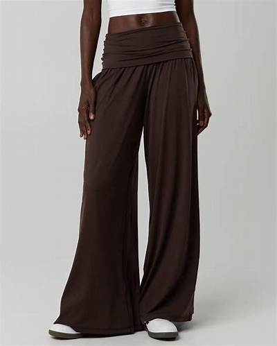 Do Aerie Real Me Foldover Super Wide Leg Pants Actually Flatter Every Body? Real Try-on Proof