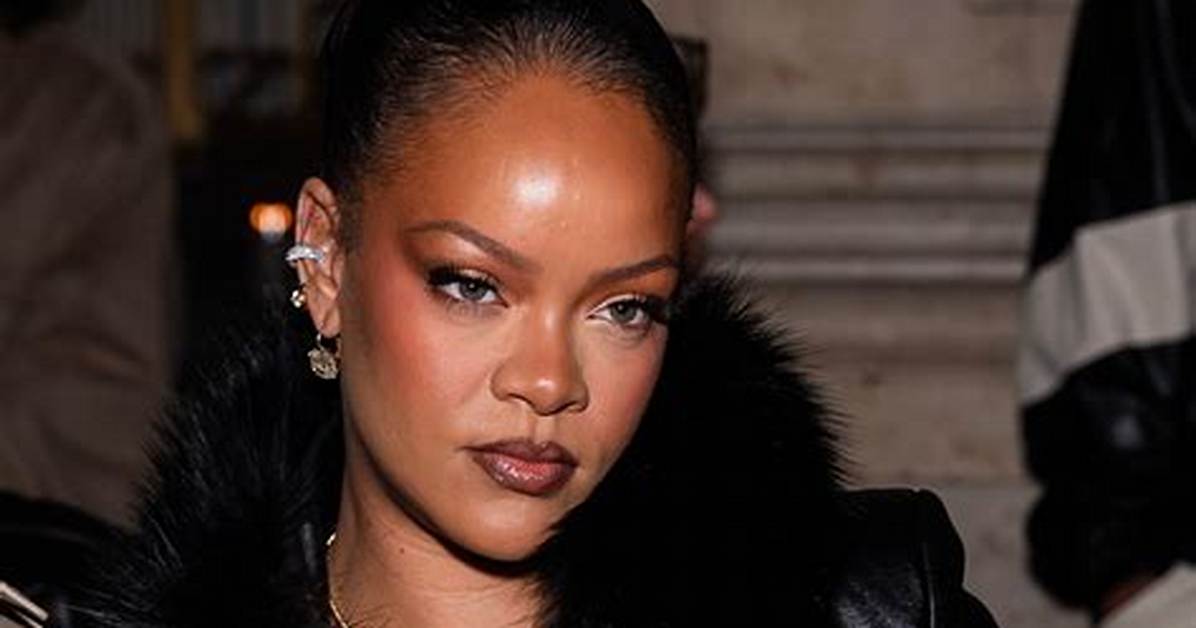 Inside Rihanna's 'S&M': How a Taboo Pop Anthem Redefined 2010S Radio