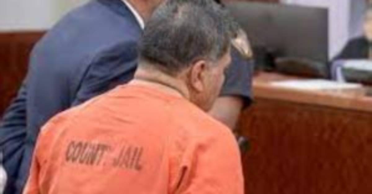 Is Siu Kong Sit in Jail | Beckman High School Teacher Allegedly Arrested for Hidden Cameras in Bathroom