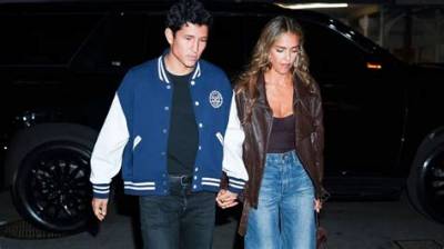 Jessica Alba's Whirlwind Week: from Star-Studded Y2K Party to the Front Rows of Paris Fashion Week