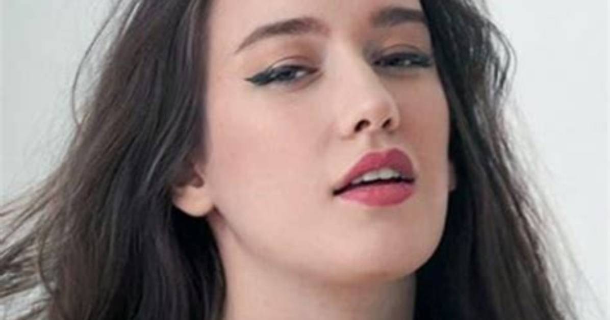 Olivia Joan
