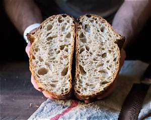 The Crumb Test: Inside the Perfect Bakery-Style Vanilla Cake from Scratch