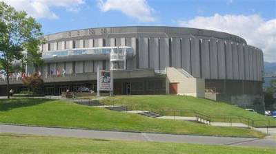 The Ultimate off Campus Filming Locations Guide: Campus Quads, Rinks, and Hangouts