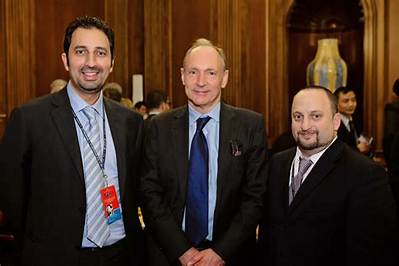Tim Berners-Lee and Peter Lenahan: the Truth Behind the Viral Connection