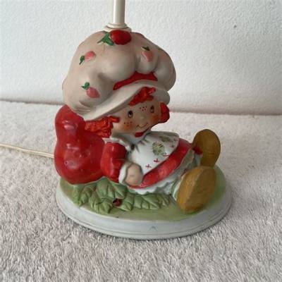 Vintage vs Modern Strawberry Shortcake Lamps: How to Spot the Real Deal